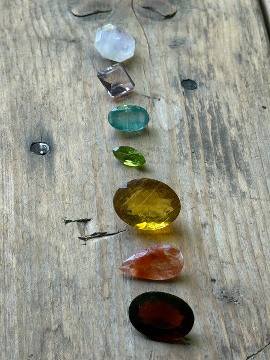 Gemstone Collection 598: Honey Quartz, Kyanite, Moonstone, Pink Amethyst, Hesonite, Peridot, Red Inclusion Quartz - 95 CT