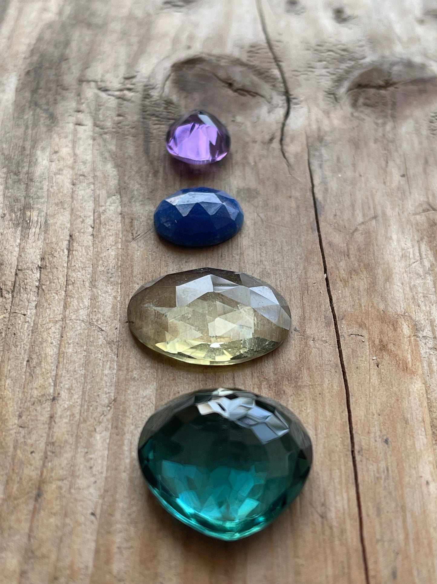 Gemstone Collection 07: Lapis Lazuli, Fluorite, Amethyst, Lemon Quartz - 32CT