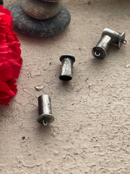 Component 277 - 4 Sterling Silver End Caps