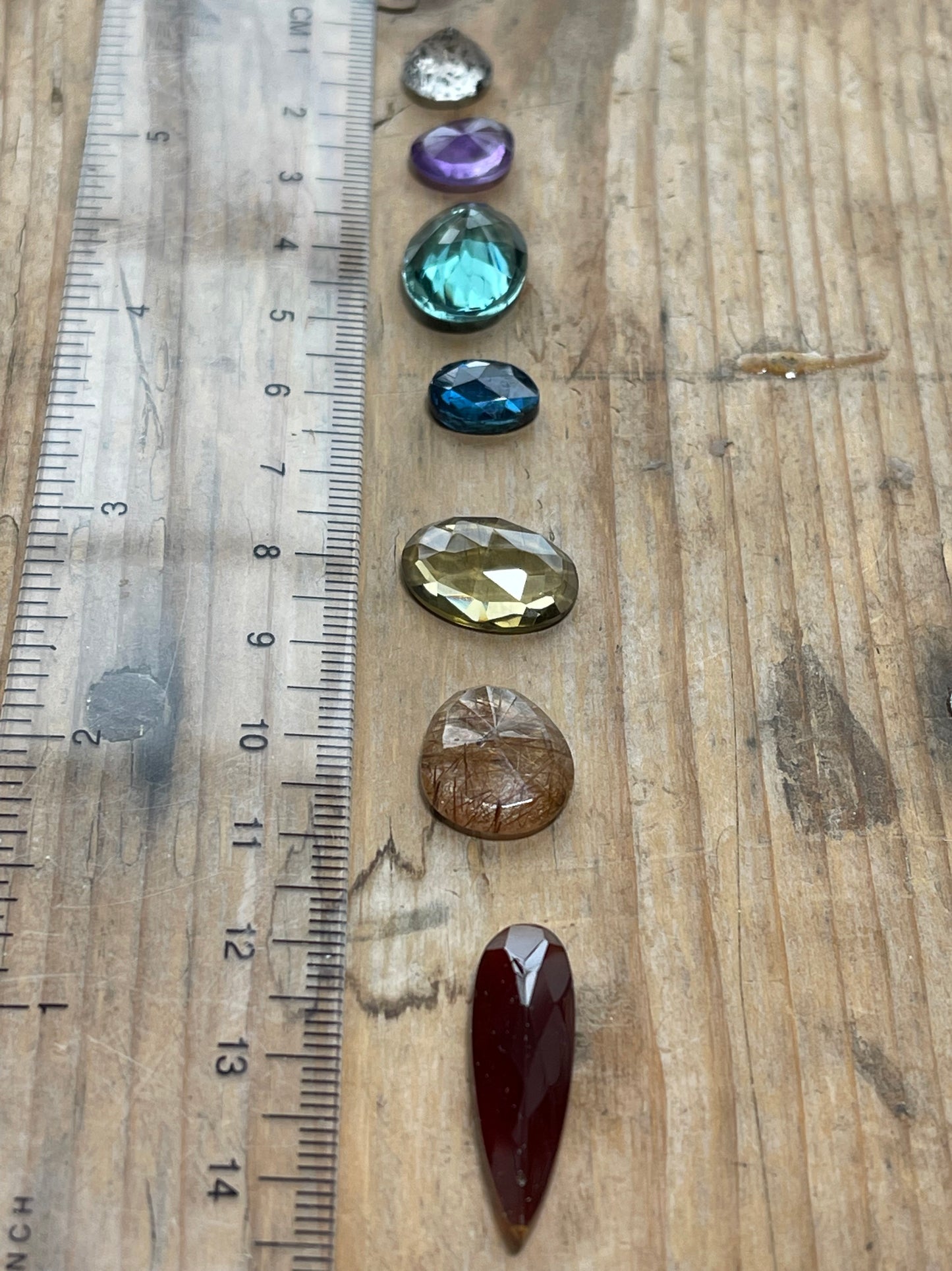 Chakra Set - Clear Speckled Agate, Fluorite, Hessonite, Red Rutilated Quartz, Amethyst, Lemon Quartz - 38CT (G563)