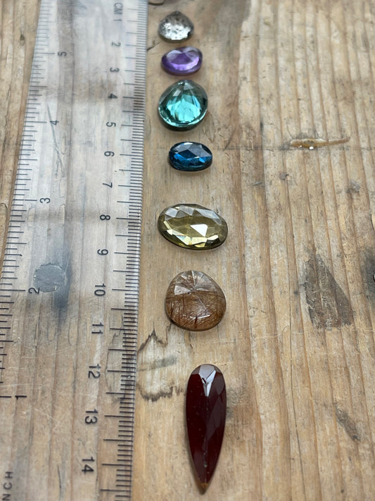 Chakra Set - Clear Speckled Agate, Fluorite, Hessonite, Red Rutilated Quartz, Amethyst, Lemon Quartz - 38CT (G563)