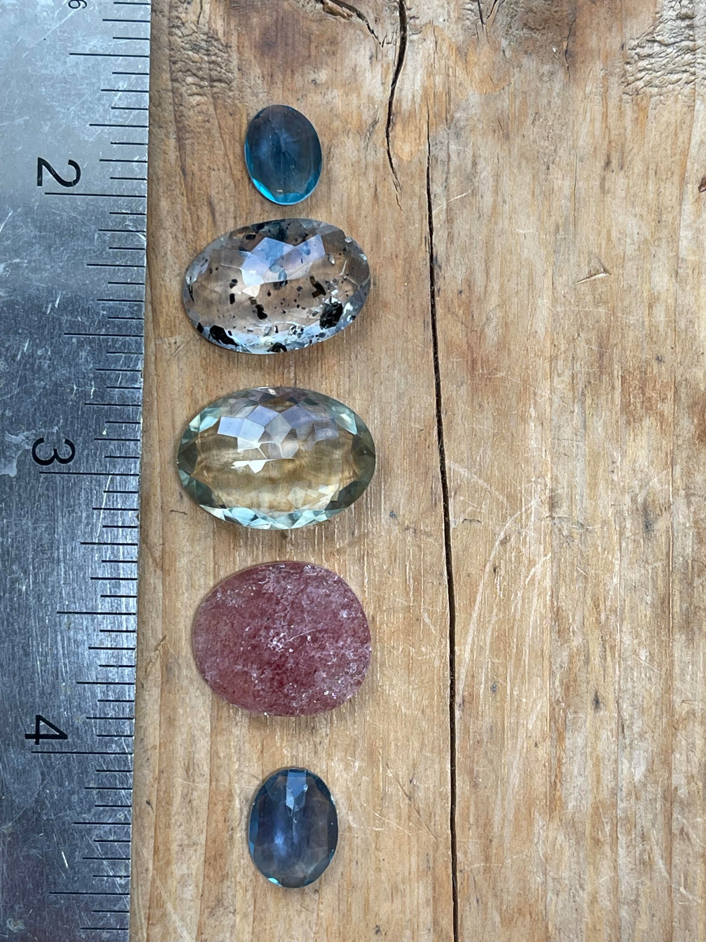 Gemstone Collection 629: GREEN AMETHYST, FLUORITE, CHERRY QUARTZ, CLEAR SPECKLED AGATE - 29CT